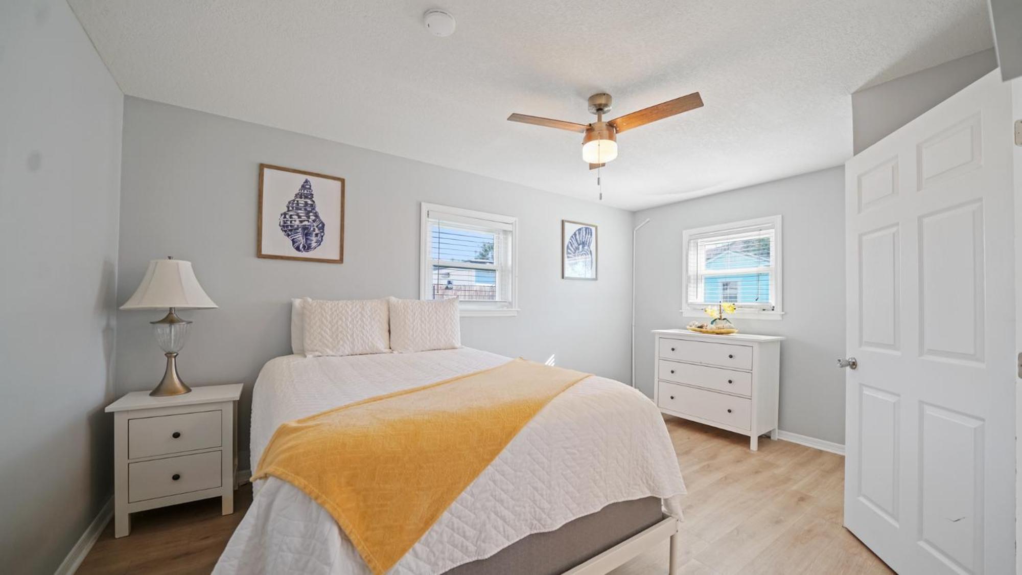 Jacksonville Beach Home - Walk To Beach, Bars & Restaurants - Pet Friendly Exterior photo